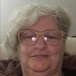 Meet your Posher, Vicky